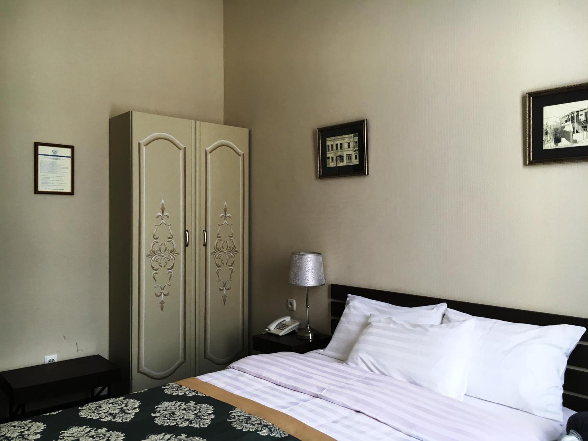 Prestige Palace - Esquisse Hotel Tiflis Habitación foto