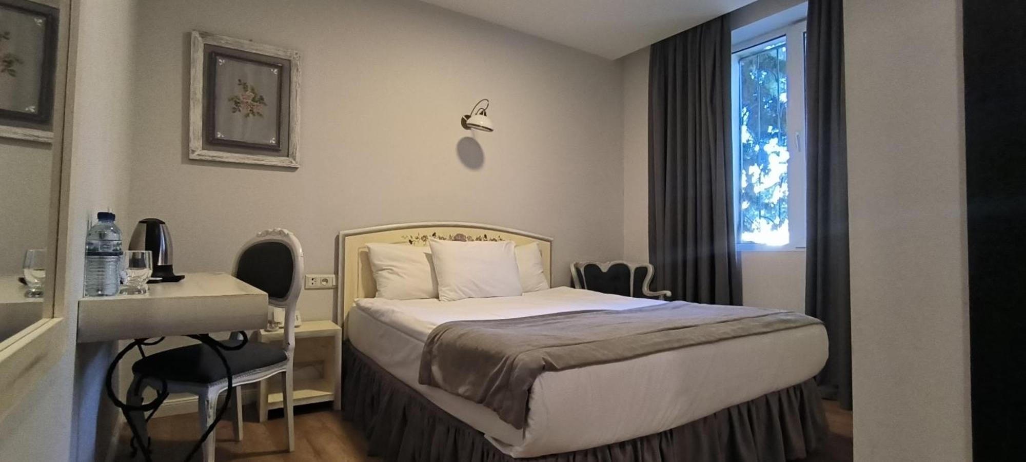 Prestige Palace - Esquisse Hotel Tiflis Habitación foto