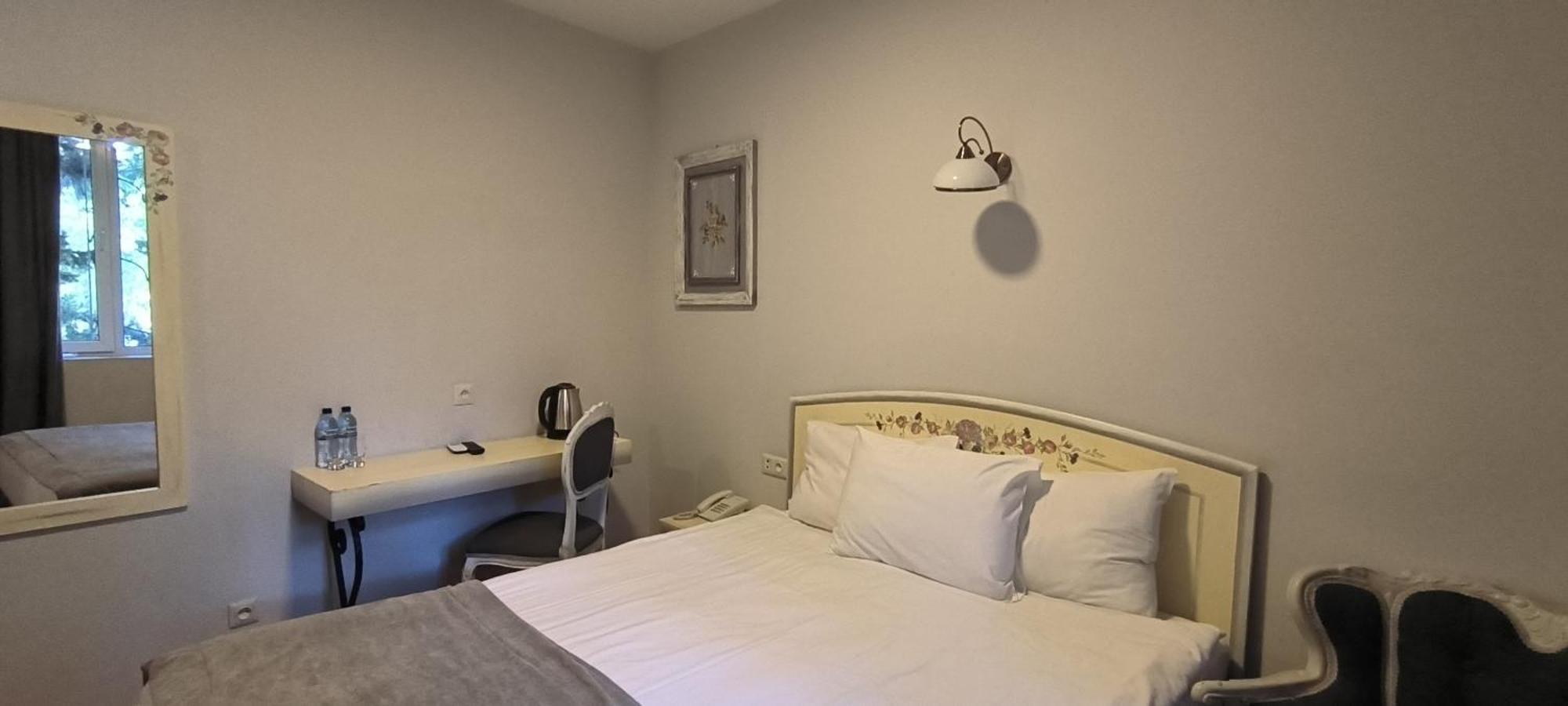 Prestige Palace - Esquisse Hotel Tiflis Habitación foto