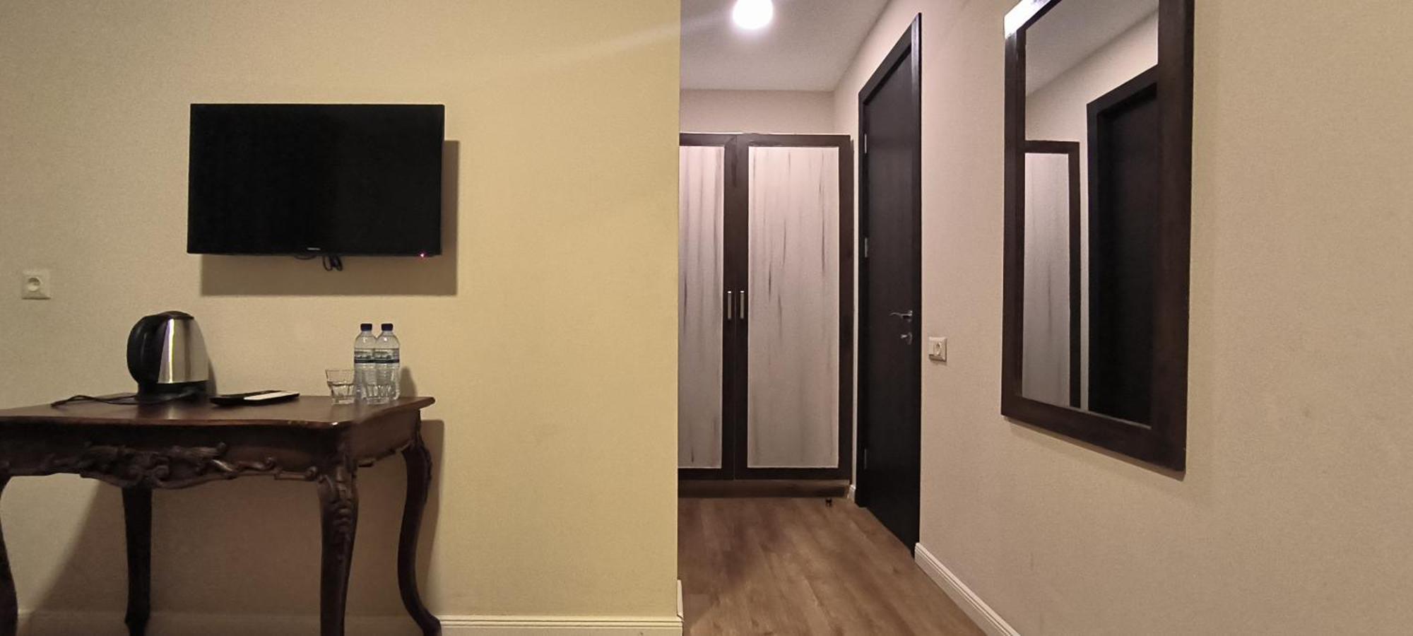 Prestige Palace - Esquisse Hotel Tiflis Habitación foto