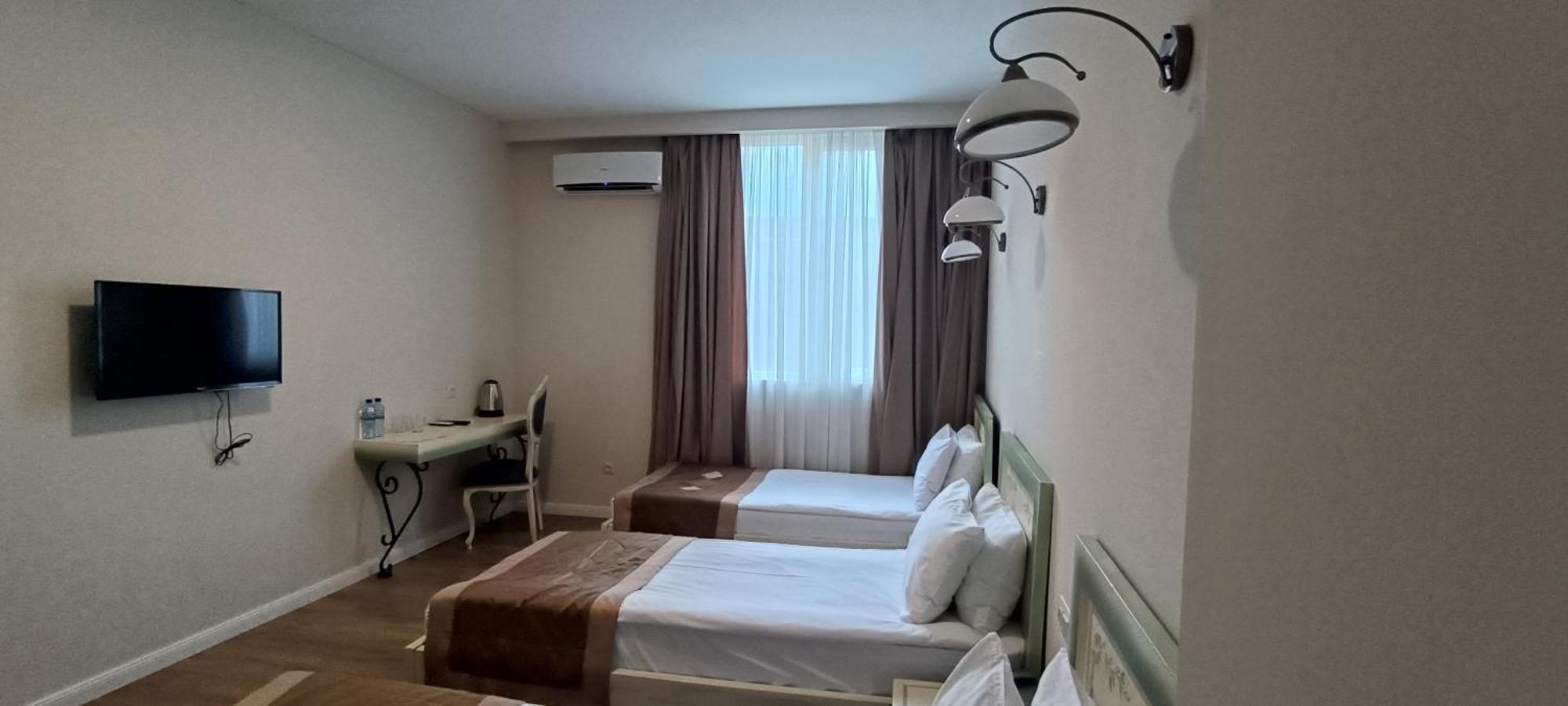 Prestige Palace - Esquisse Hotel Tiflis Habitación foto