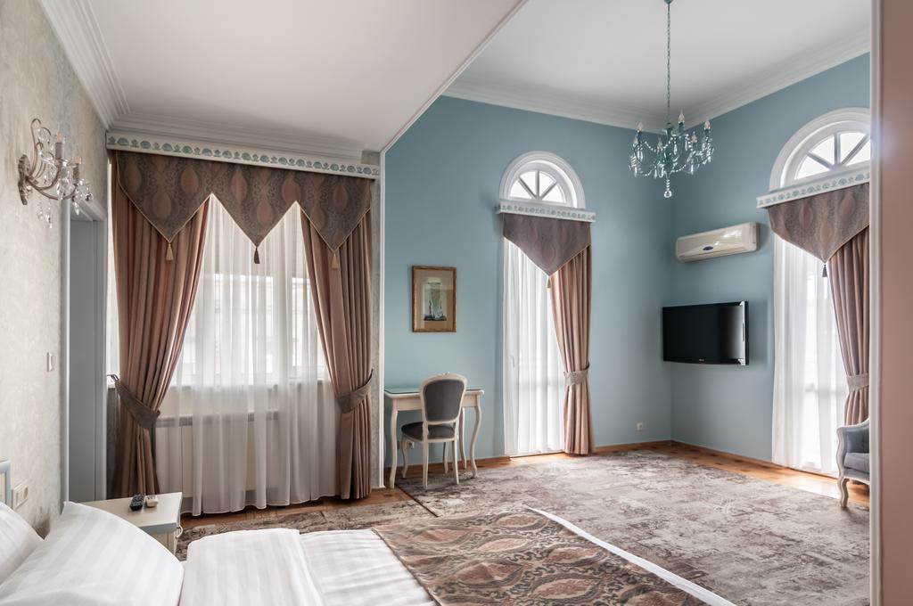Prestige Palace - Esquisse Hotel Tiflis Exterior foto
