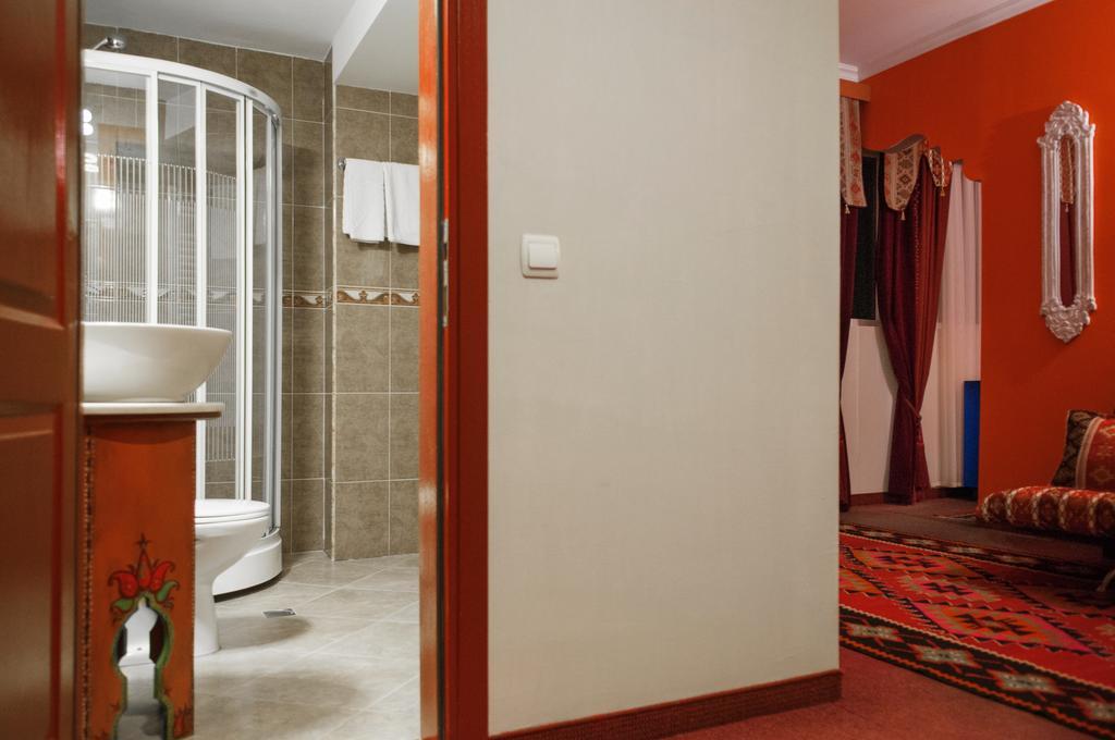 Prestige Palace - Esquisse Hotel Tiflis Exterior foto